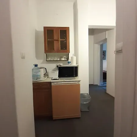 ホームステイ アニムルムル *